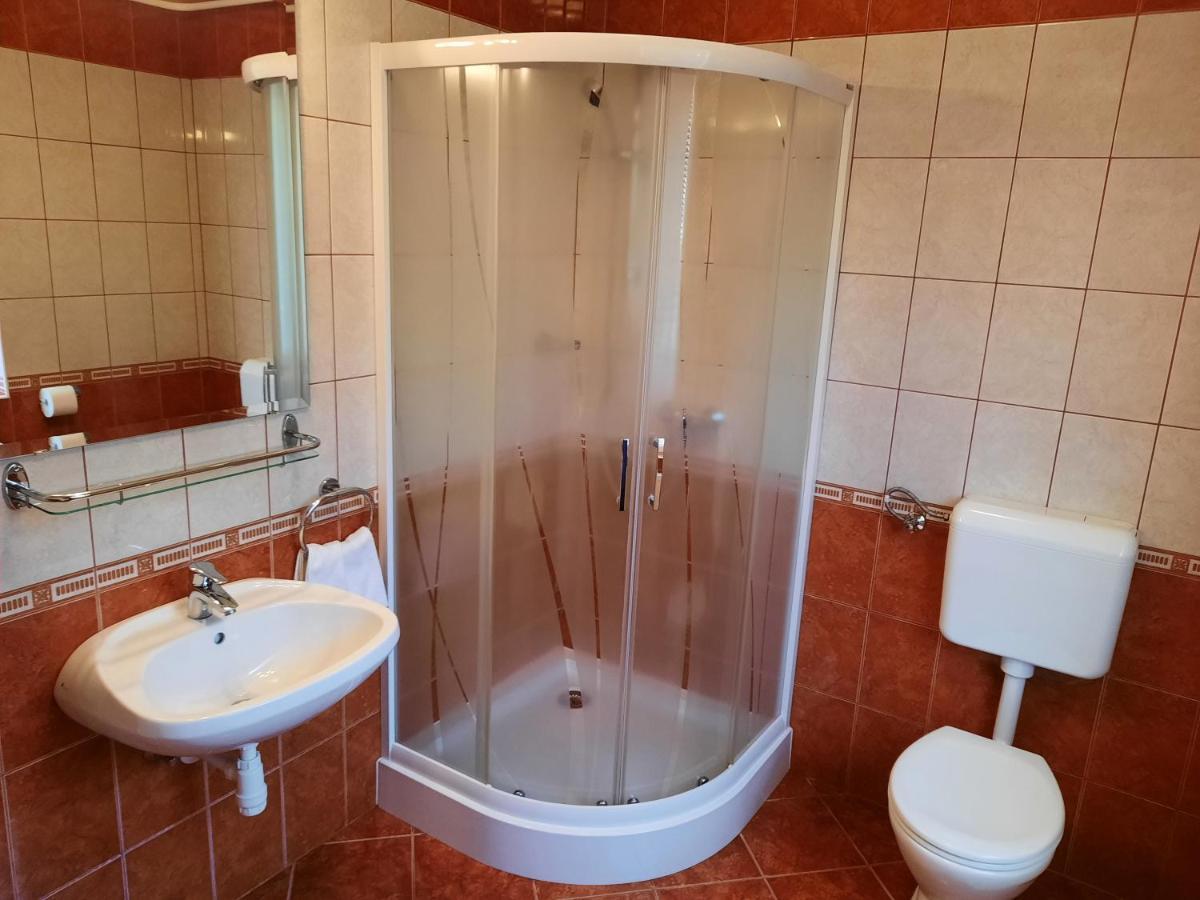 Apartmanhaz King Hévíz Buitenkant foto